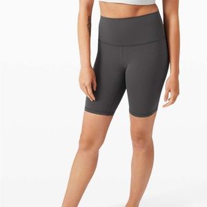 Gray lululemon align shorts 8 in